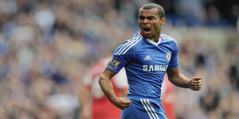 The Untold Story of Ashley Cole: Chelsea's Legendary Left-Back