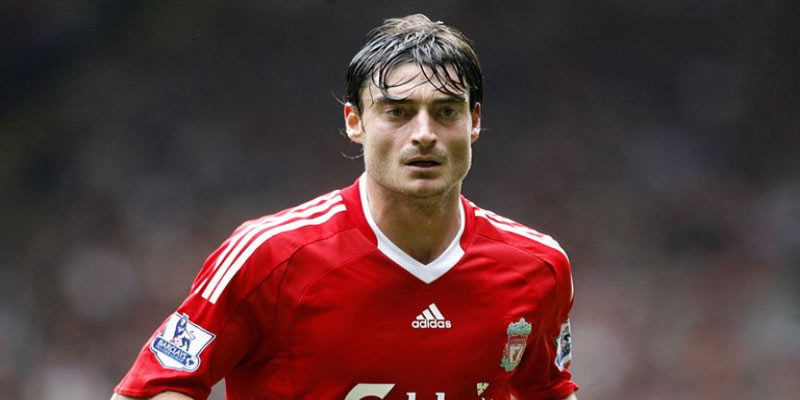 Albert Riera: The Untold Story of a Football Maverick